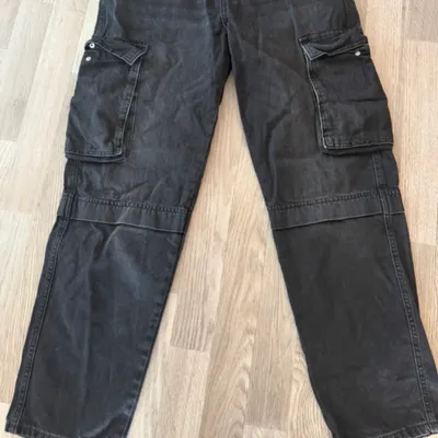 Pantalon cargo baggy noir Kiabi M – streetwear tendance